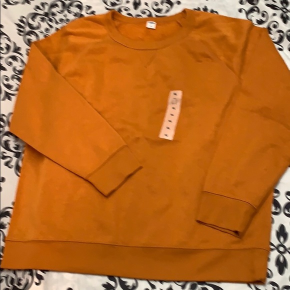 Old Navy Sweaters - Old navy women’s sweatshirt